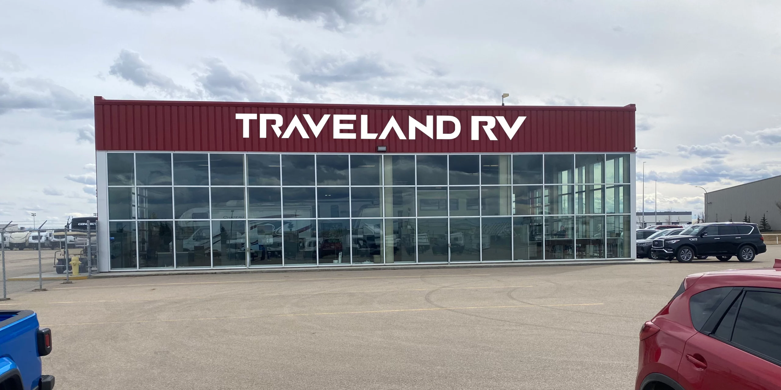 Traveland RV in Edmonton, AB